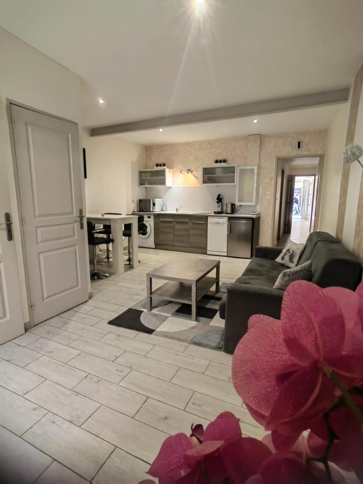 Appartement A Valence Βαλένς Εξωτερικό φωτογραφία